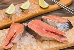 What is the difference between chum salmon and pink salmon?