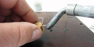 Что такое мормышка гвоздекубик, как сделать ее своими руками и использовать в рыбной ловле?
