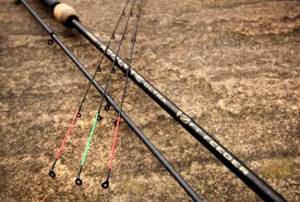 Feeder fishing rod