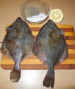 How to separate flounder meat from bones, cut frozen flounder into fillets: instructions, tips