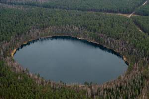 Round lake Bryansk photo