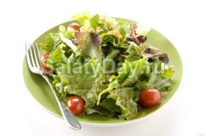 Summer salad with boiled fish