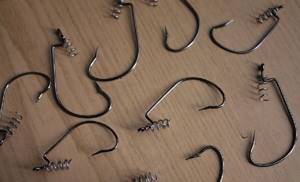 offset hooks with spring