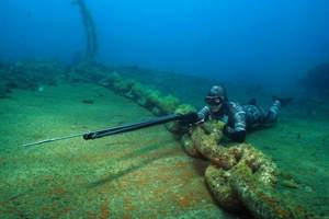 Underwater fishing in Crimea