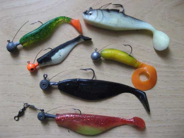 Variety of vibrating tails for pike