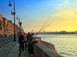Fishing on the Neva within the city