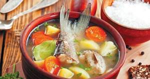 Fish soups with head and tail broth