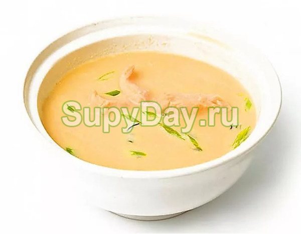 Fish soup with cream and yolk – puree soup