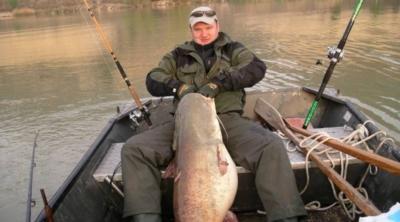 Secrets of successful catfishing in the spring: gear, search for places, tactics and fishing techniques