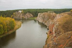 Rocks on the Iset River in Kamensk-Uralsky