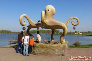скульптура осьминога