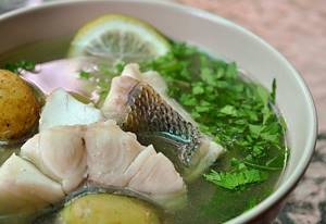 Triple fish soup is prepared from three types of fish. Sometimes the broth is made from one fish, and then the fillets of two other fish are simply added to it, but three types can be used for cooking at once 