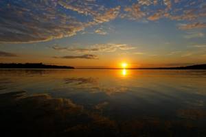 sunset on the Ruza reservoir