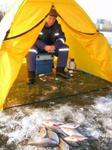 Winter fishing for silver bream
